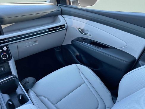 New 2026 Hyundai Tucson Limited image 28