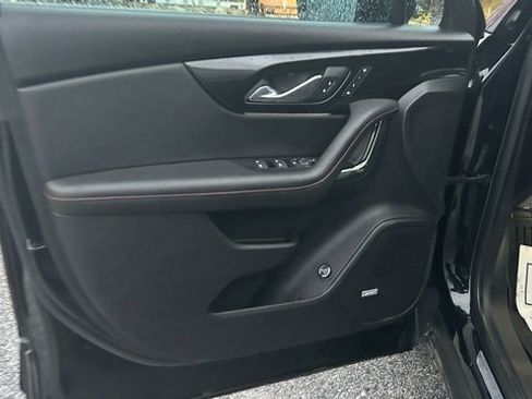 Certified 2021 Chevrolet Blazer RS w/ Enhanced Convenience Package image 17