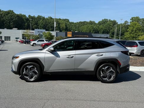 Used 2024 Hyundai Tucson Limited AWD/4WD image 2
