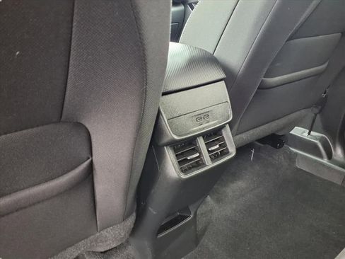 Used 2025 Chevrolet Equinox LT image 21