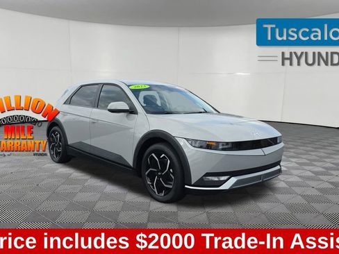 Used 2023 Hyundai Ioniq 5 SEL image 1