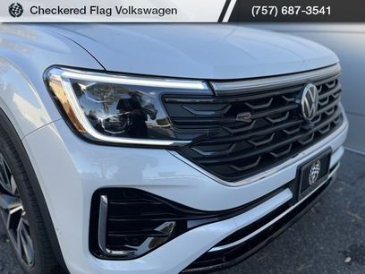 New 2026 Volkswagen Atlas Cross Sport SEL Premium R-Line
