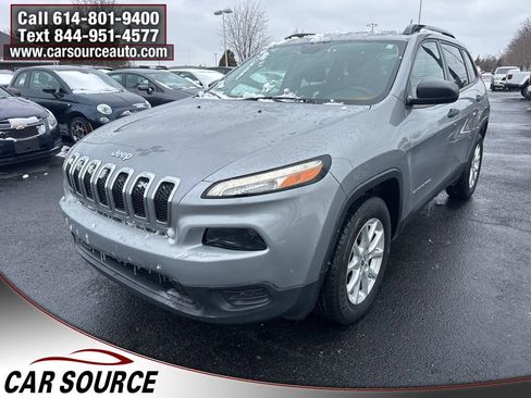 Used 2016 Jeep Cherokee Sport w/ Cold Weather Group image 2