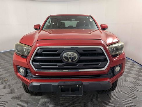 Used 2019 Toyota Tacoma SR5 image 3