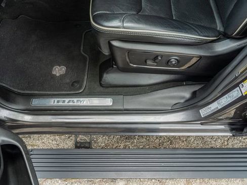 Used 2022 RAM 1500 Limited w/ Night Edition RWD image 18