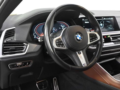Used 2022 BMW X6 xDrive40i w/ M Sport Package AWD/4WD image 11