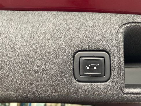 Used 2020 GMC Terrain Denali w/ Denali Premium Package AWD/4WD image 24