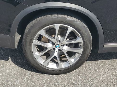 Used 2019 BMW X5 xDrive40i image 5