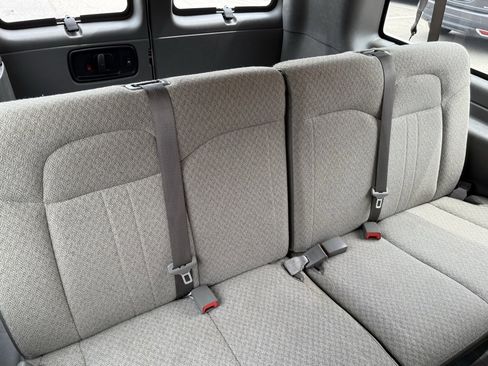 Used 2022 Chevrolet Express 3500 LS image 15