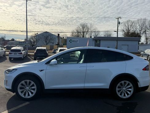 Used 2017 Tesla Model X 100D image 6