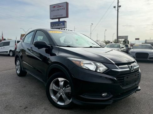 Used 2017 Honda HR-V EX image 44