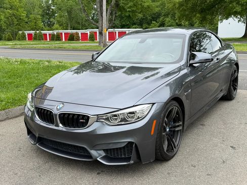 Used 2016 BMW M4 Convertible RWD image 2