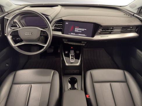 Used 2023 Audi Q4 e-tron Prestige AWD/4WD image 19