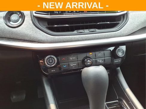 Used 2024 Jeep Compass Latitude AWD/4WD image 26