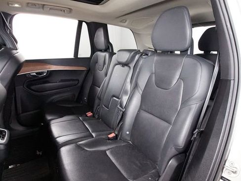 Certified 2023 Volvo XC90 B5 Plus w/ Protection Package Premier AWD/4WD image 22
