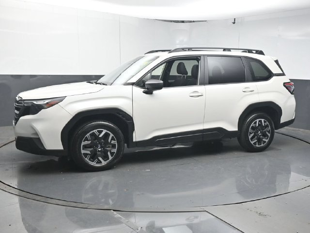Used 2025 Subaru Forester Premium w/ Convenience Package #1 AWD/4WD image 4