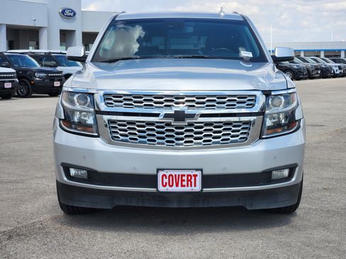 Used 2017 Chevrolet Tahoe LT RWD image 2