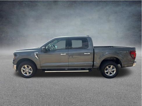 Used 2025 Ford F150 XLT w/ Equipment Group 301A Standard AWD/4WD image 7