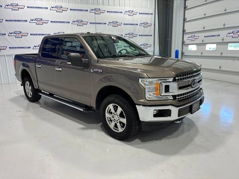 Used 2018 Ford F150 XLT w/ Equipment Group 302A Luxury AWD/4WD image 11