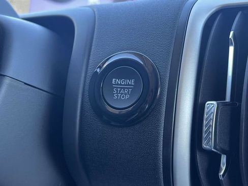 New 2025 Ford Expedition Max Active image 16