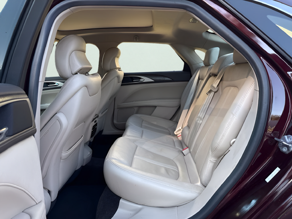 Used 2017 Lincoln MKZ Reserve w/ Climate Package AWD/4WD image 31