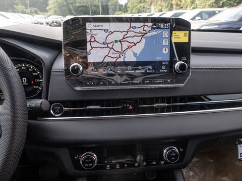 New 2024 Mitsubishi Outlander 4WD Plug-In Hybrid image 37