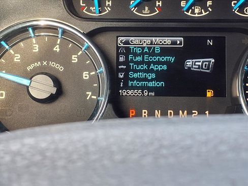 Used 2013 Ford F150 XLT w/ Luxury Equipment Group image 16