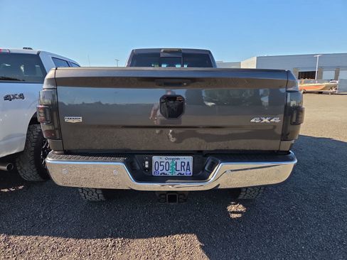 Used 2018 RAM 2500 Laramie w/ Protection Group AWD/4WD image 4