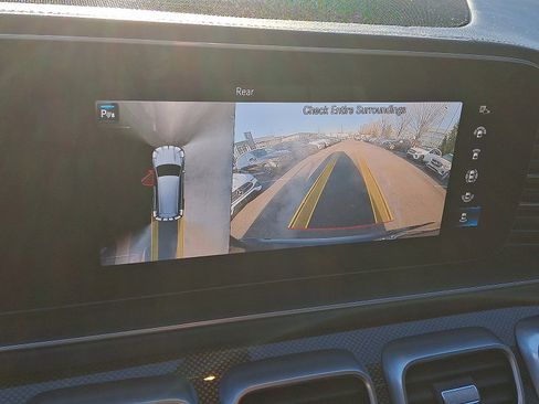 Used 2021 Mercedes-Benz GLS 580 GLS 580 image 19