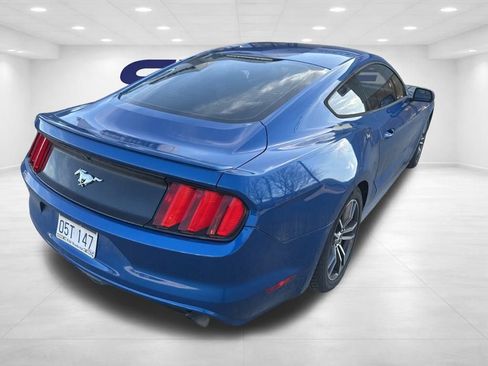 Used 2017 Ford Mustang EcoBoost image 6
