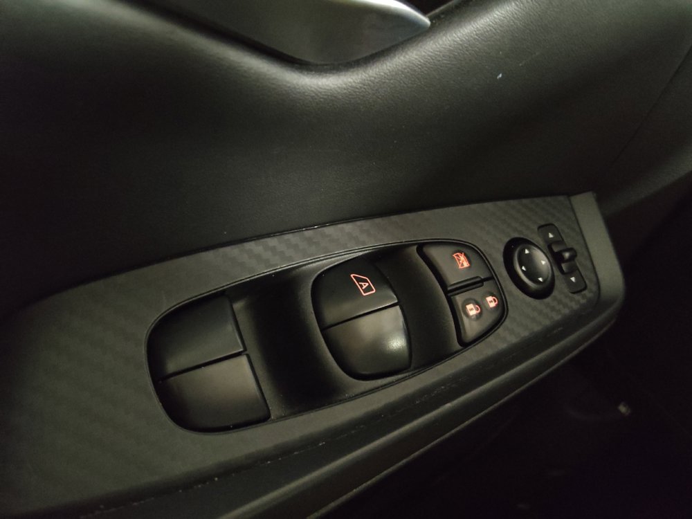 Used 2024 Nissan Sentra SV FWD image 27
