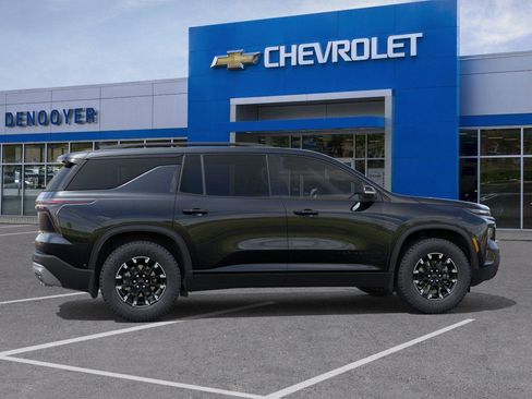 New 2026 Chevrolet Traverse Z71 w/ Driver Confidence Package AWD/4WD image 5
