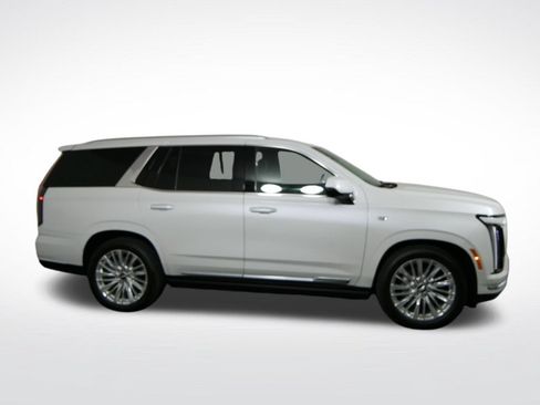Used 2025 Cadillac Escalade Premium Luxury w/ Touring Package AWD/4WD image 2