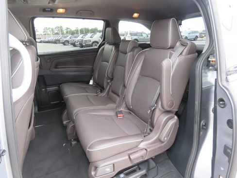 Used 2023 Honda Odyssey Elite image 20