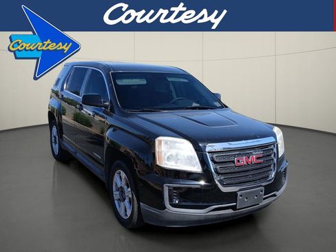 Used 2017 GMC Terrain SLE FWD image 1