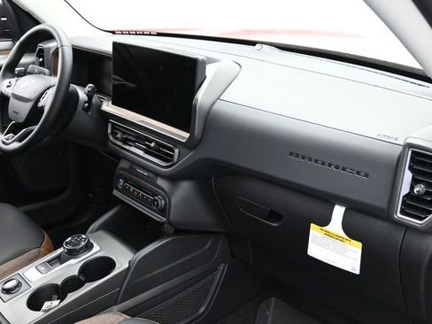 New 2026 Ford Bronco Sport Outer Banks w/ Outer Banks Tech Package+ AWD/4WD image 30