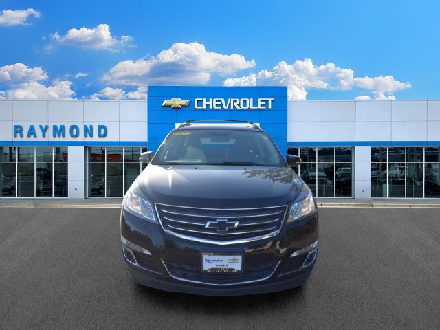 Used 2017 Chevrolet Traverse LT w/ Style and Technology Package FWD image 8