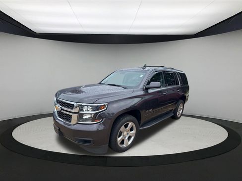 Used 2018 Chevrolet Tahoe LT w/ Max Trailering Package AWD/4WD image 3