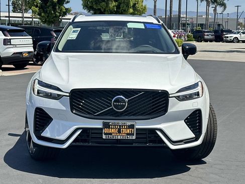 New 2026 Volvo XC60 T8 Ultra w/ Climate Package PRO AWD/4WD image 2