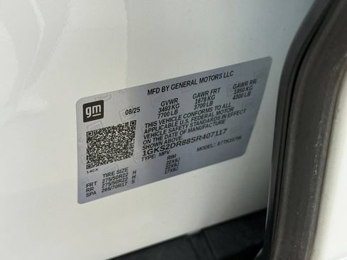 Used 2025 GMC Yukon Denali w/ Denali Reserve Package AWD/4WD image 10