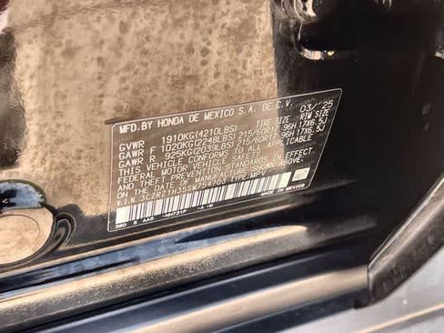 Used 2025 Honda HR-V LX image 22