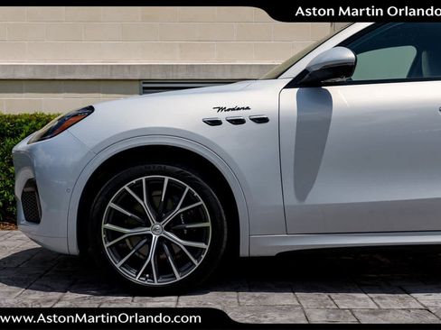 Used 2023 Maserati Grecale Modena AWD/4WD image 39
