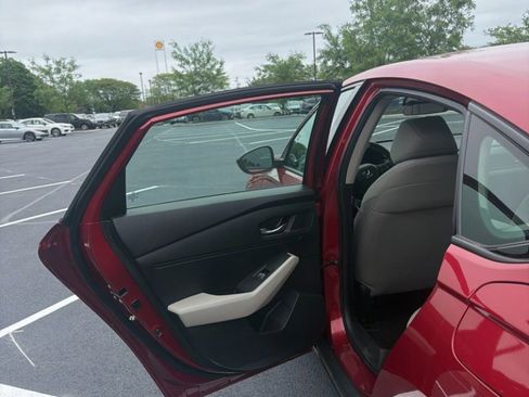 Certified 2025 Honda Accord SE image 22