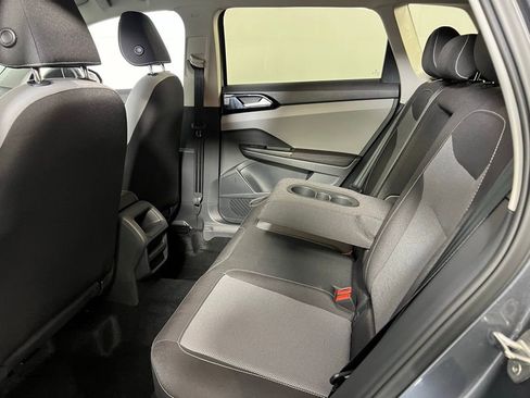 Used 2024 Volkswagen Taos S image 25