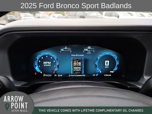 Used 2025 Ford Bronco Sport Badlands AWD/4WD image 26