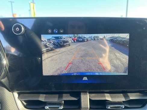 New 2026 Chevrolet Equinox LT image 24