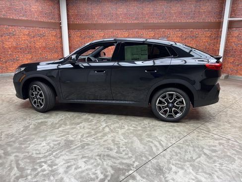 New 2026 BMW X2 xDrive28i image 2