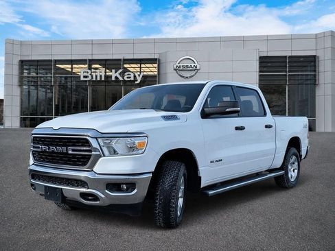 Used 2023 RAM 1500 Big Horn AWD/4WD image 3