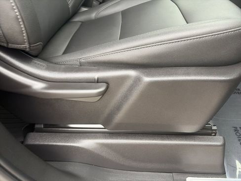 Used 2024 Chevrolet Silverado 1500 LT Trail Boss w/ Convenience Package II AWD/4WD image 36