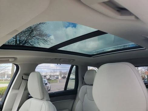 New 2026 Volvo XC90 B6 Ultra w/ Protection Package AWD/4WD image 14